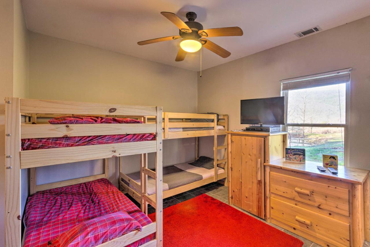 Pet-Friendly Blue Ridge, Cherokee Forest Retreat! Greeneville Zewnętrze zdjęcie