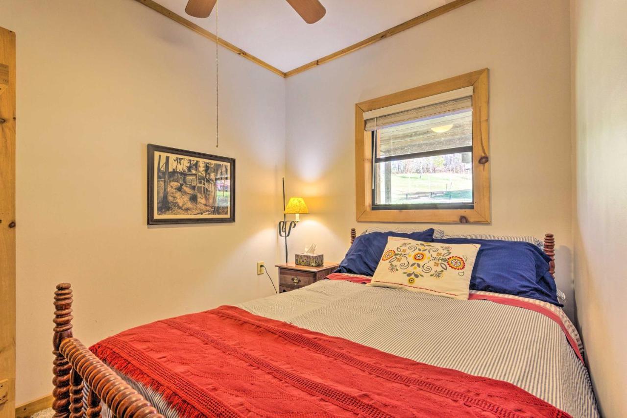 Pet-Friendly Blue Ridge, Cherokee Forest Retreat! Greeneville Zewnętrze zdjęcie
